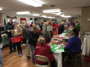 We had quite the crowd at the 2017 Cookie Walk!