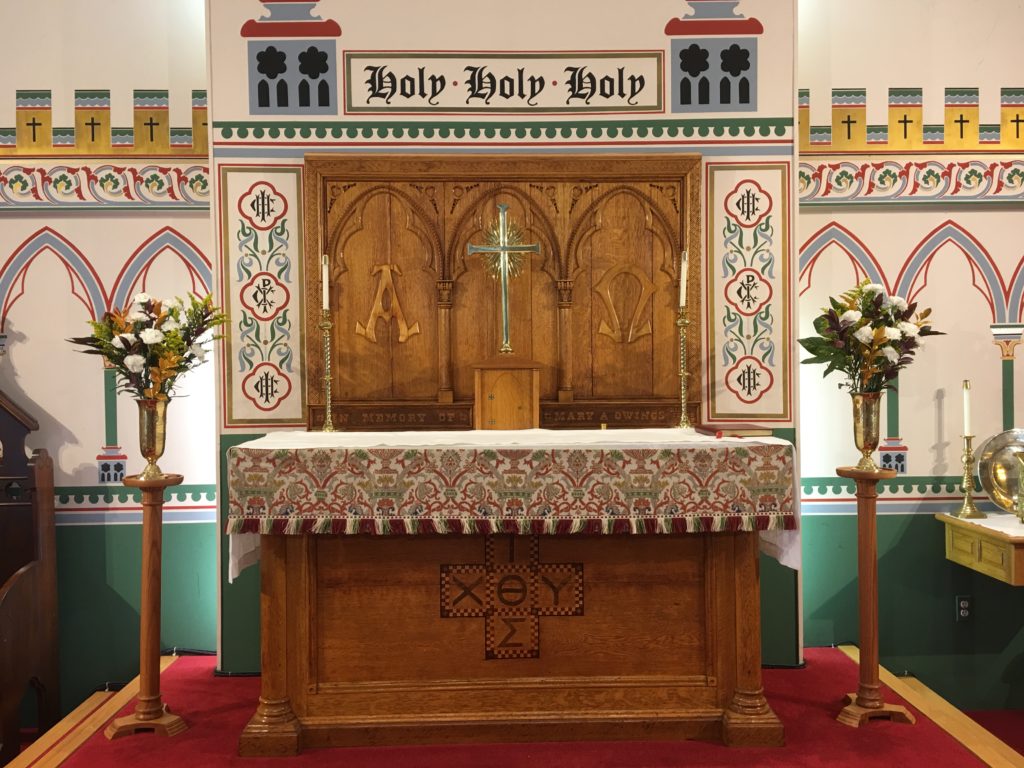 Altar Flowers — Trinity XXV, 18 November 2018. Given to the glory of God by the Darrell Family in thanksgiving for the men and boys of our choir.